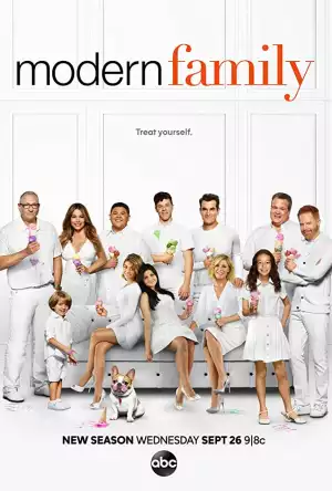 Modern Family S11E06 - A Game of Chicken
